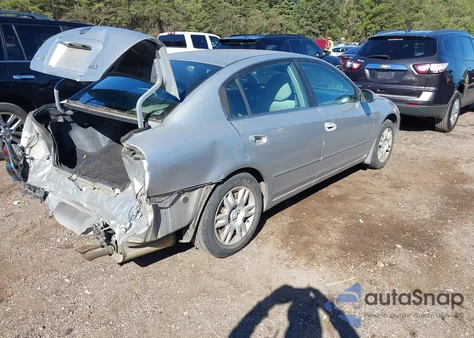 2005 Nissan Altima 2.5 S from USA, damaged, VIN 1N4AL11D55N456823